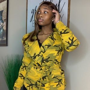 Let them know jacket(mustard)